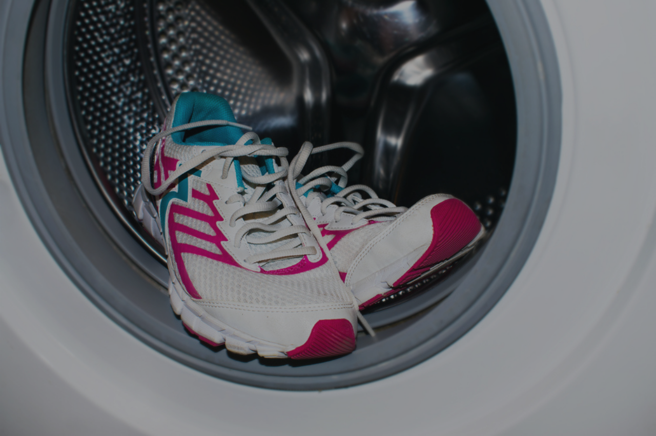 how-to-wash-your-shoes-to-prevent-athlete-s-foot